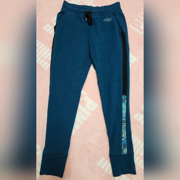 #264 VS Pink 7 PIECE Floral Set 💙🌿💚 - Picture 10 of 15